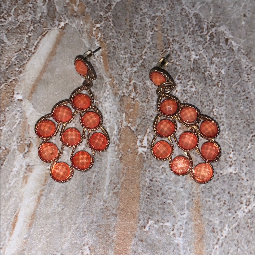 Bundle of 7 Earrings and a Bracelet - Picture 10 of 16